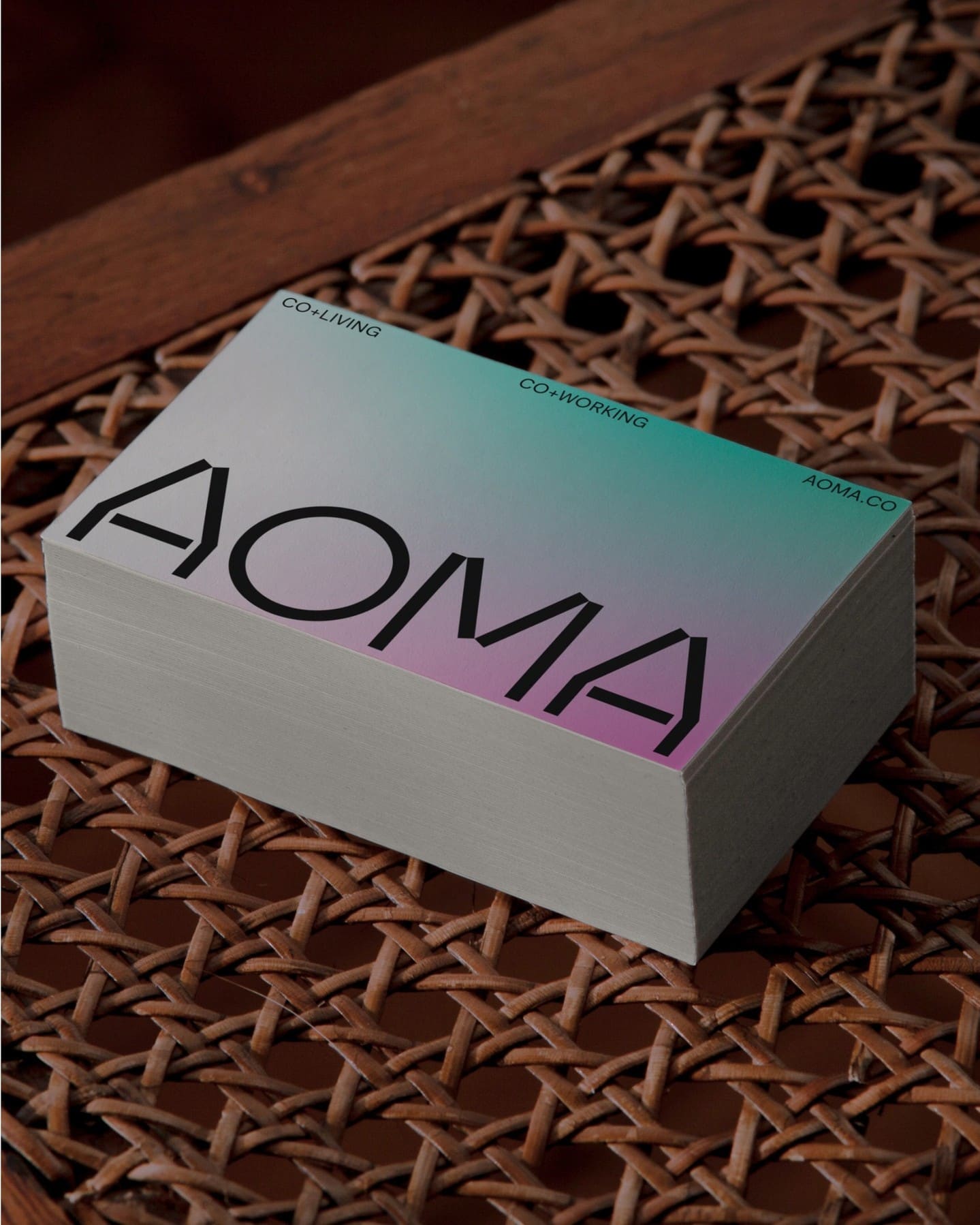AOMA