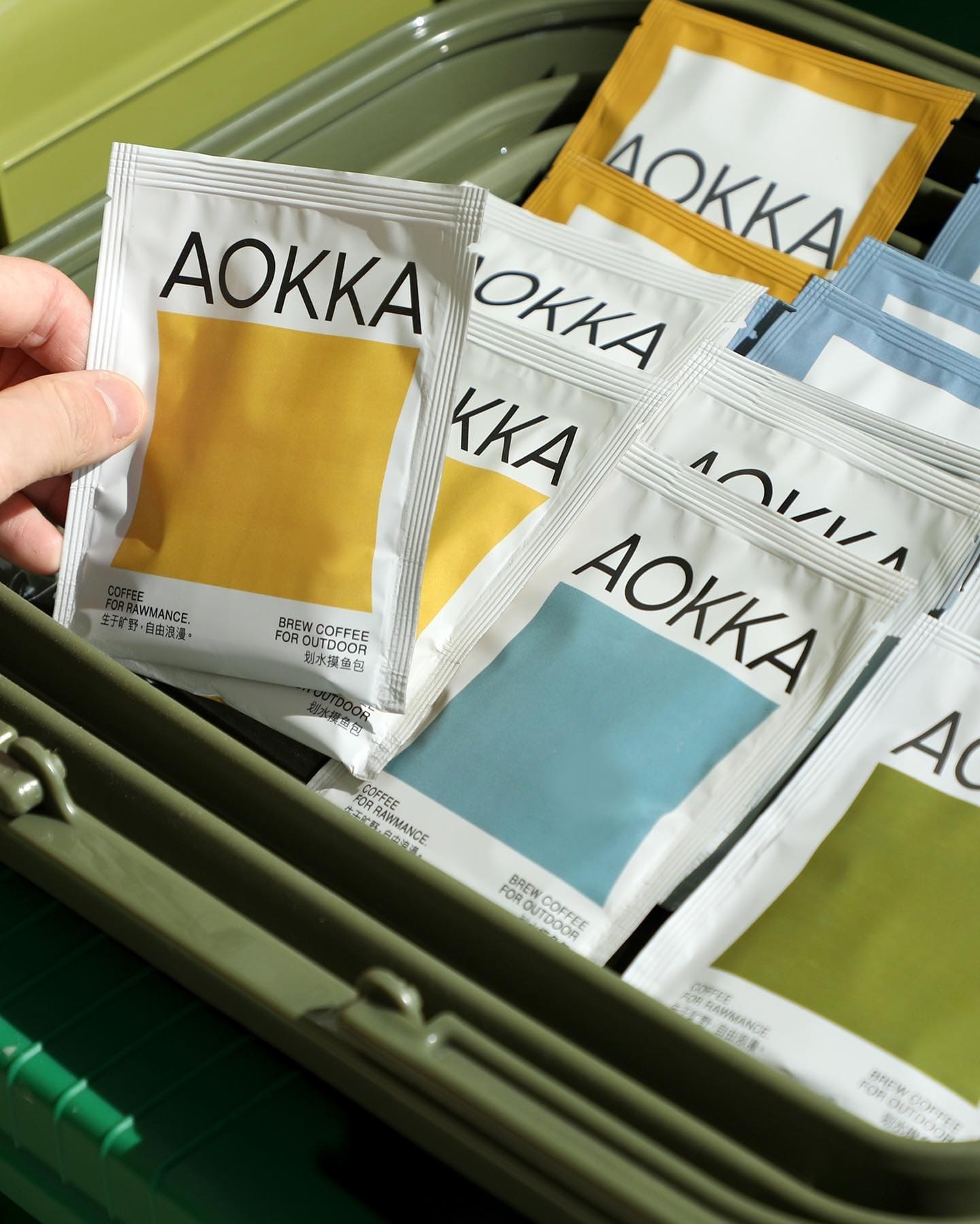 AOKKA VISUAL IDENTITY AND PACKAGING DESIGN